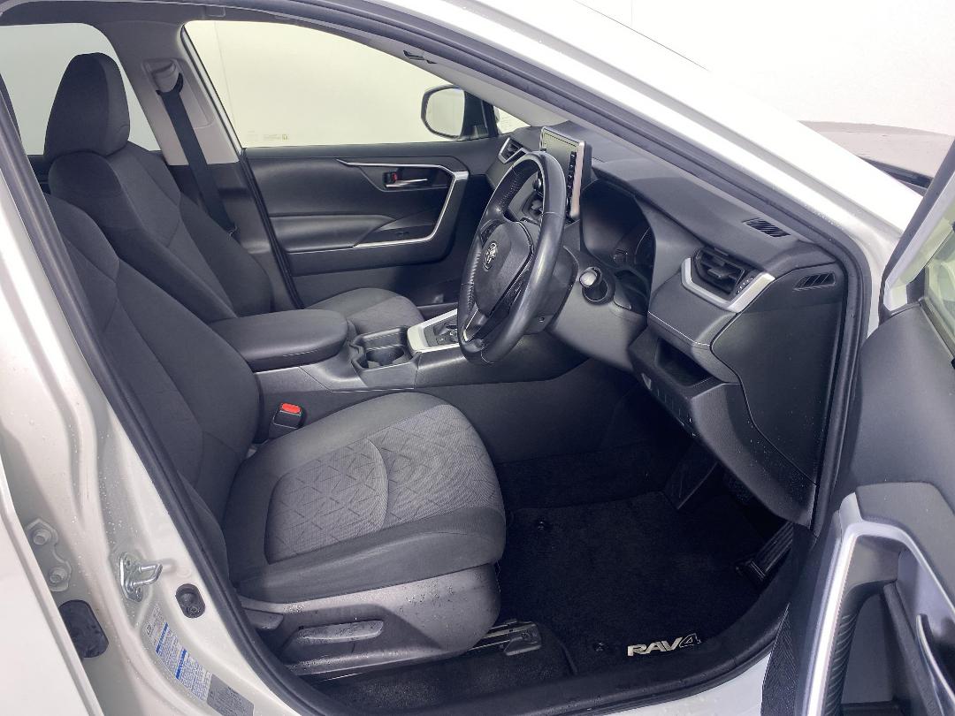 Photo '16' of Toyota Rav4 Photo '16' of Toyota Rav4