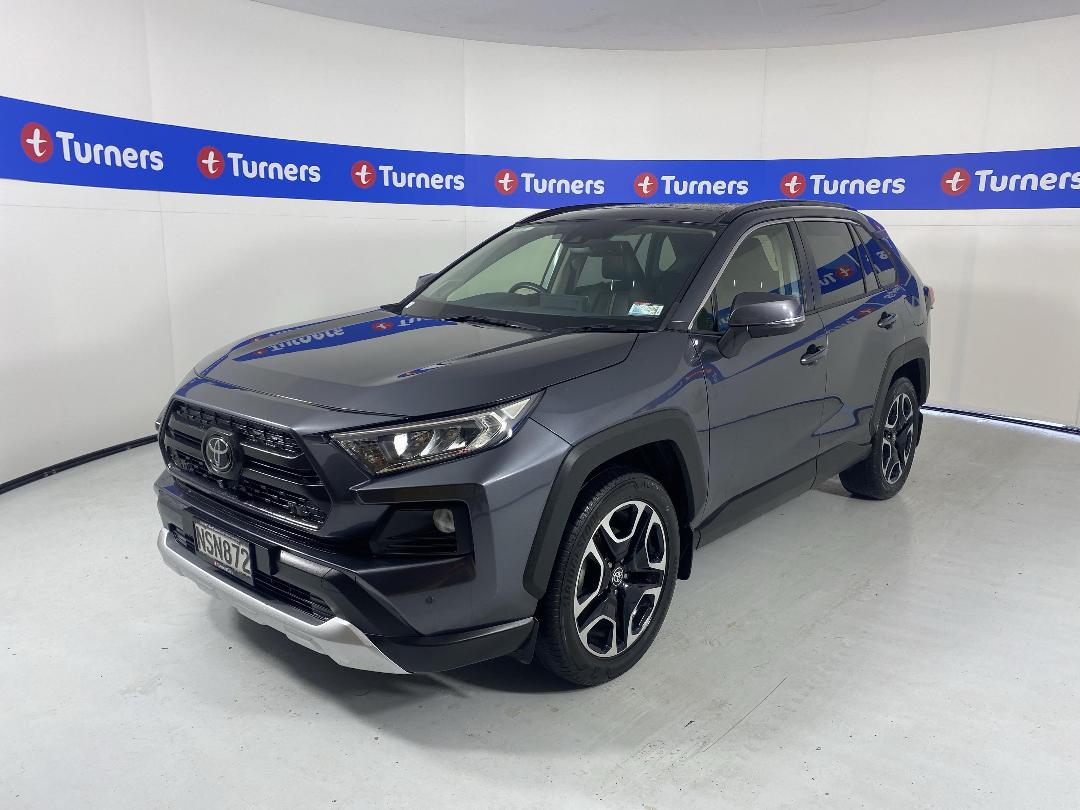 Photo '4' of Toyota Rav4