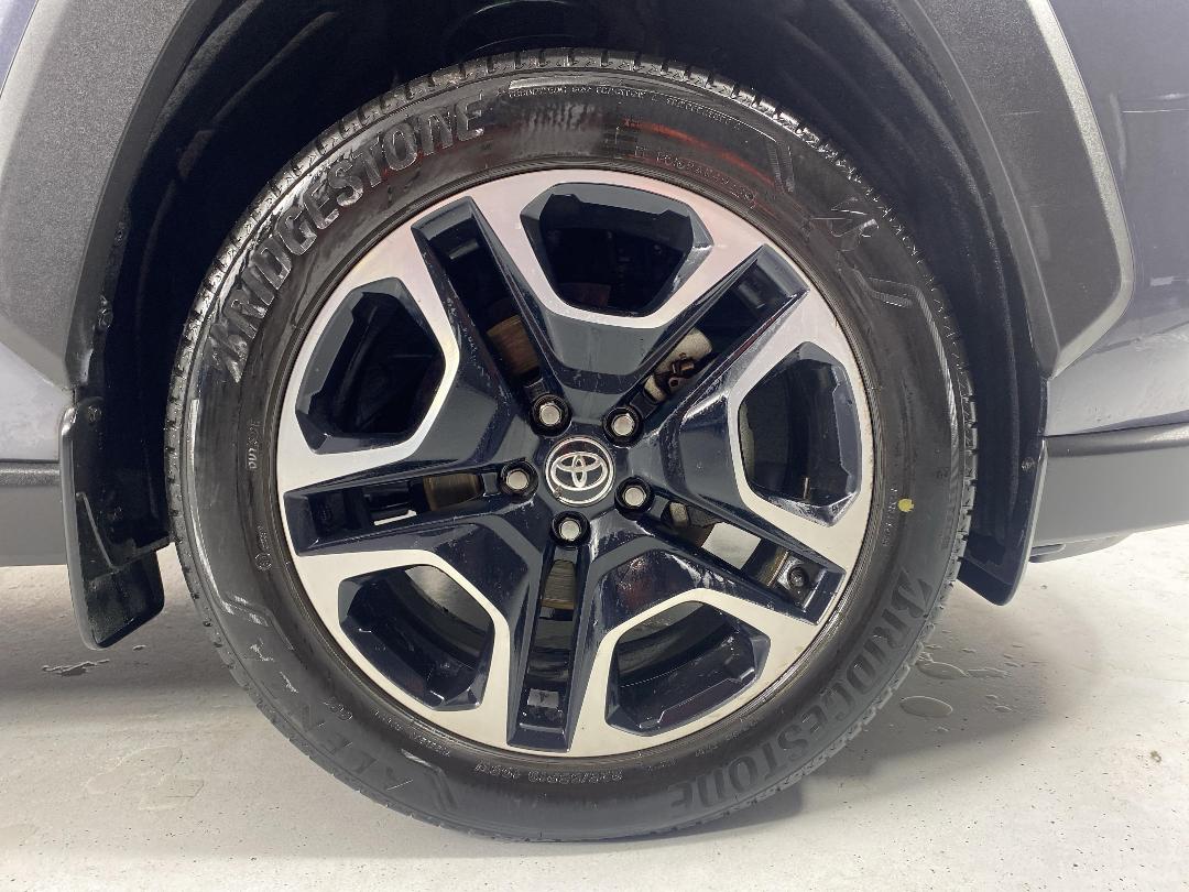 Photo '9' of Toyota Rav4