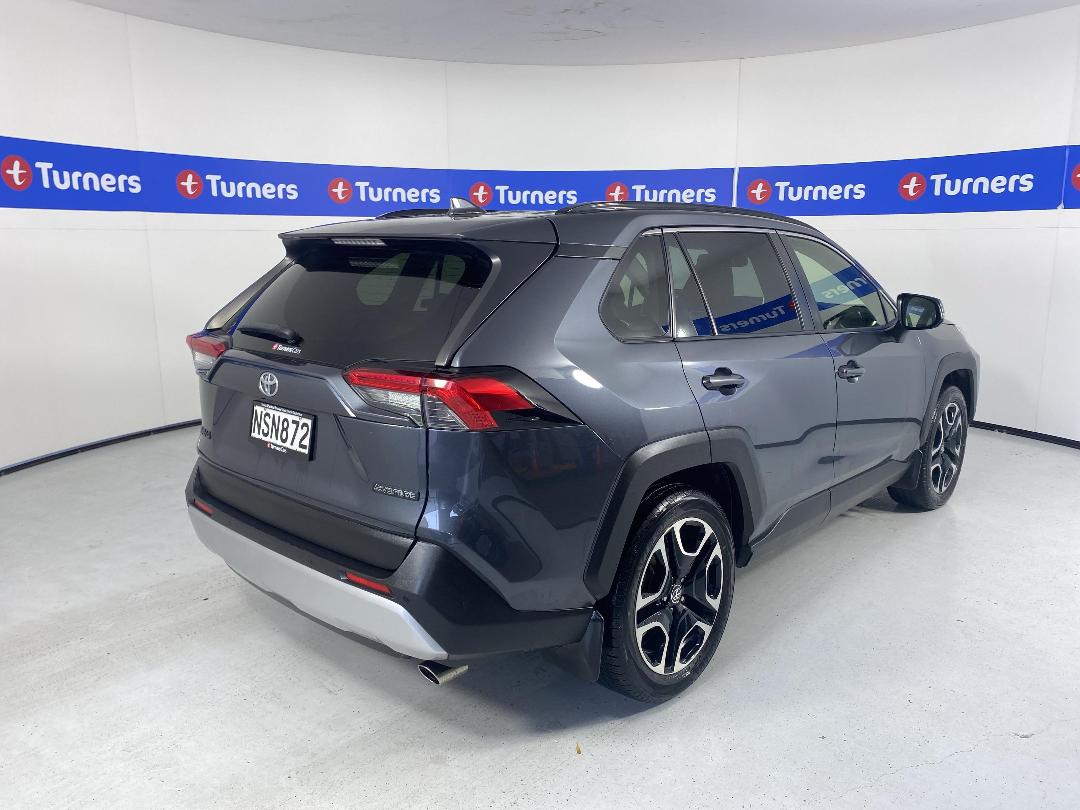 Photo '7' of Toyota Rav4