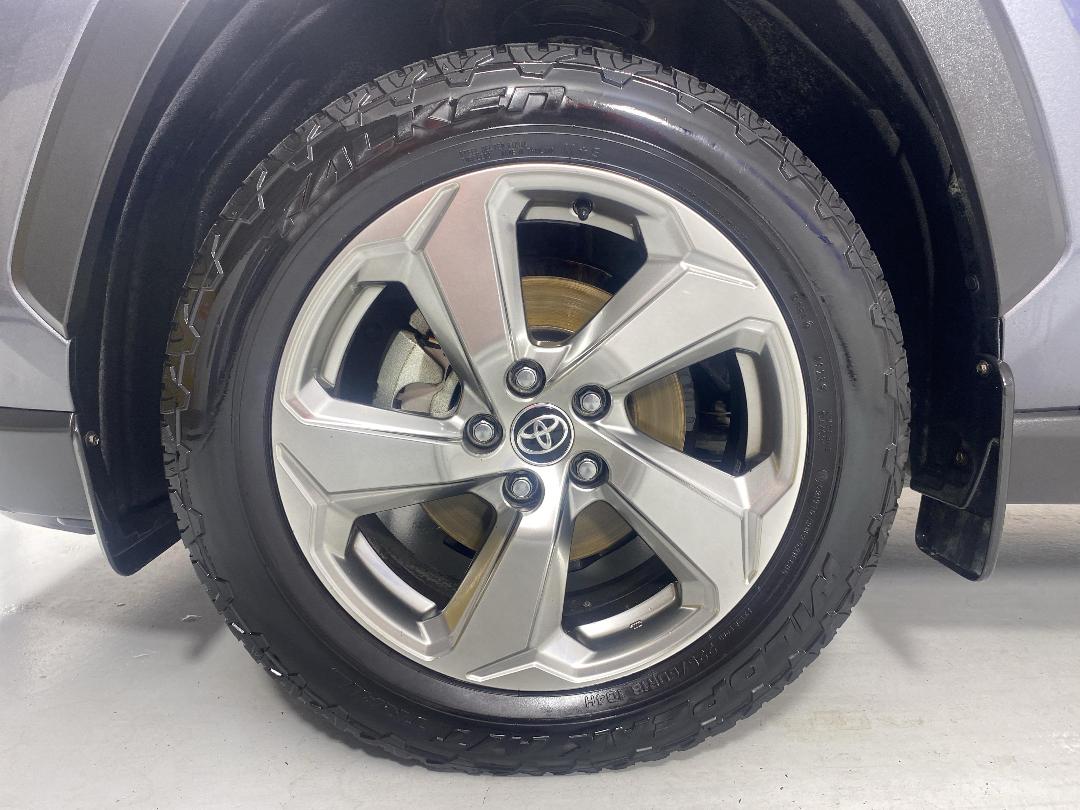 Photo '10' of Toyota Rav4