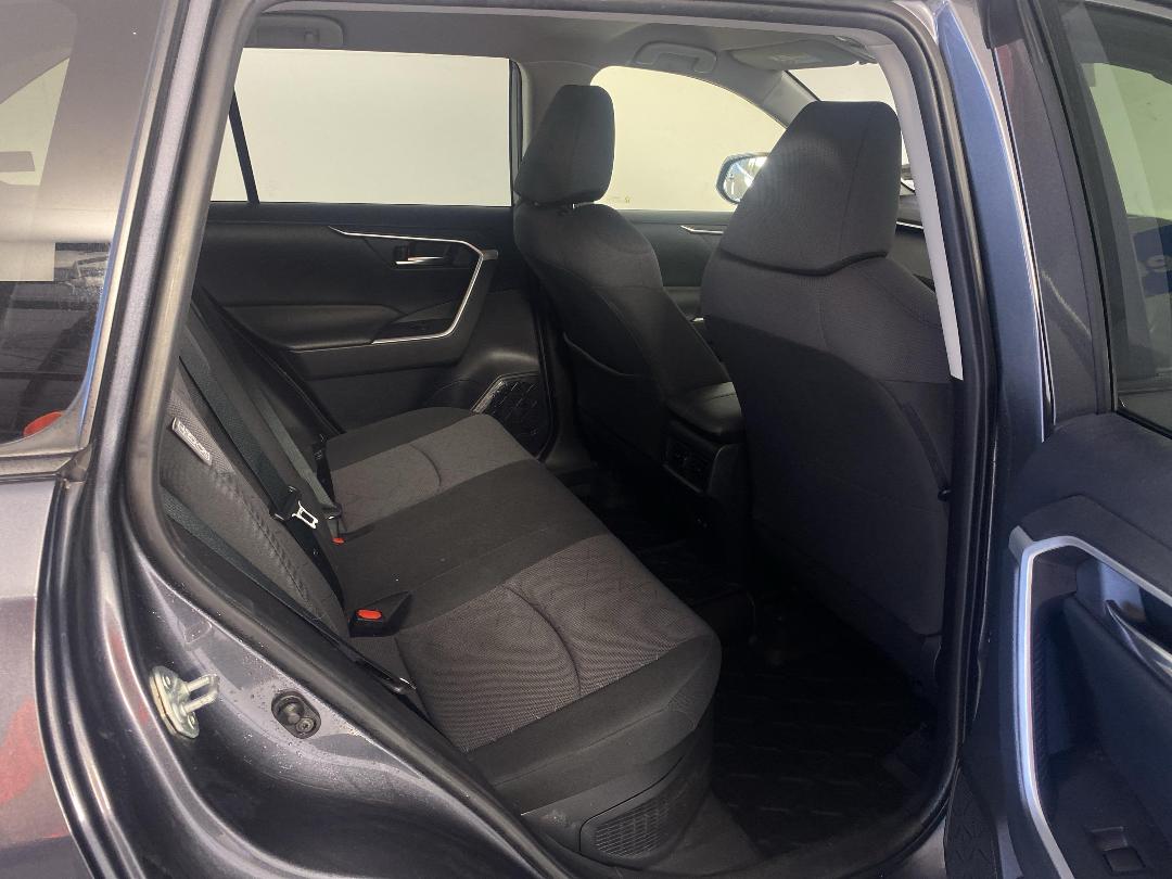 Photo '20' of Toyota Rav4