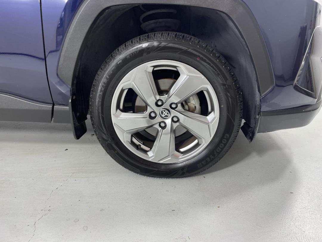 Photo '9' of Toyota Rav4