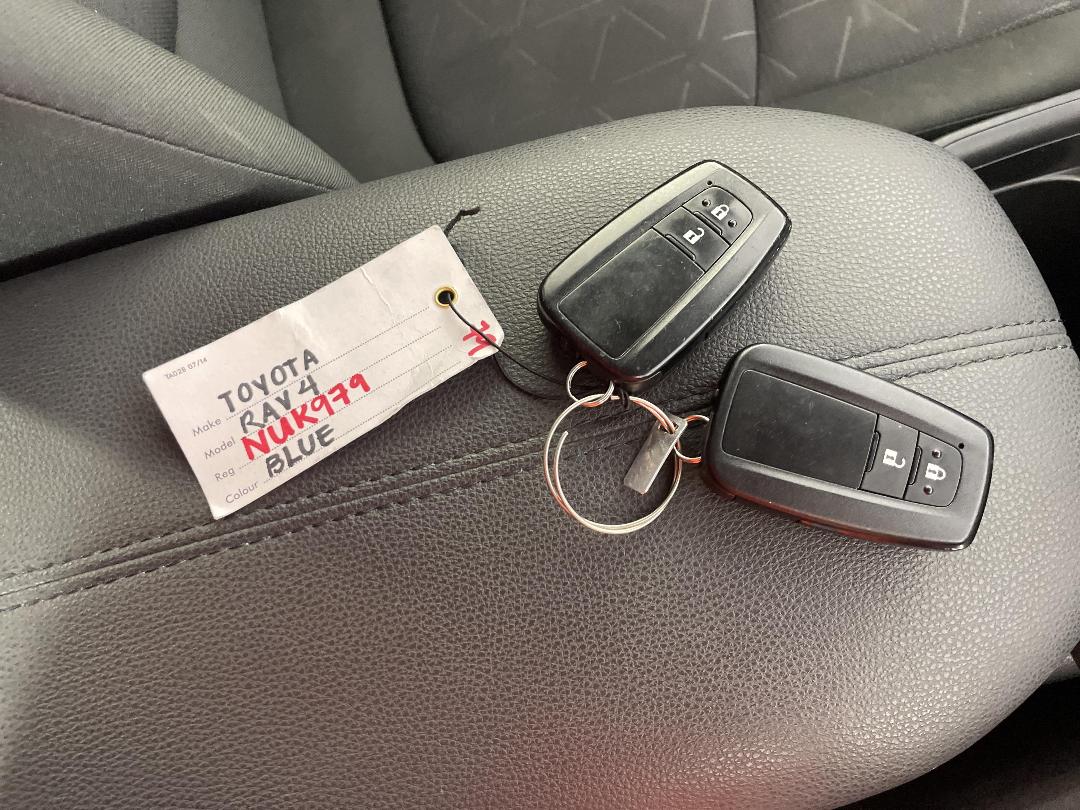 Photo '22' of Toyota Rav4