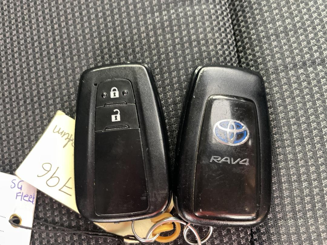 Photo '22' of Toyota Rav4