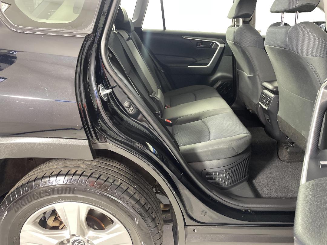 Photo '20' of Toyota Rav4