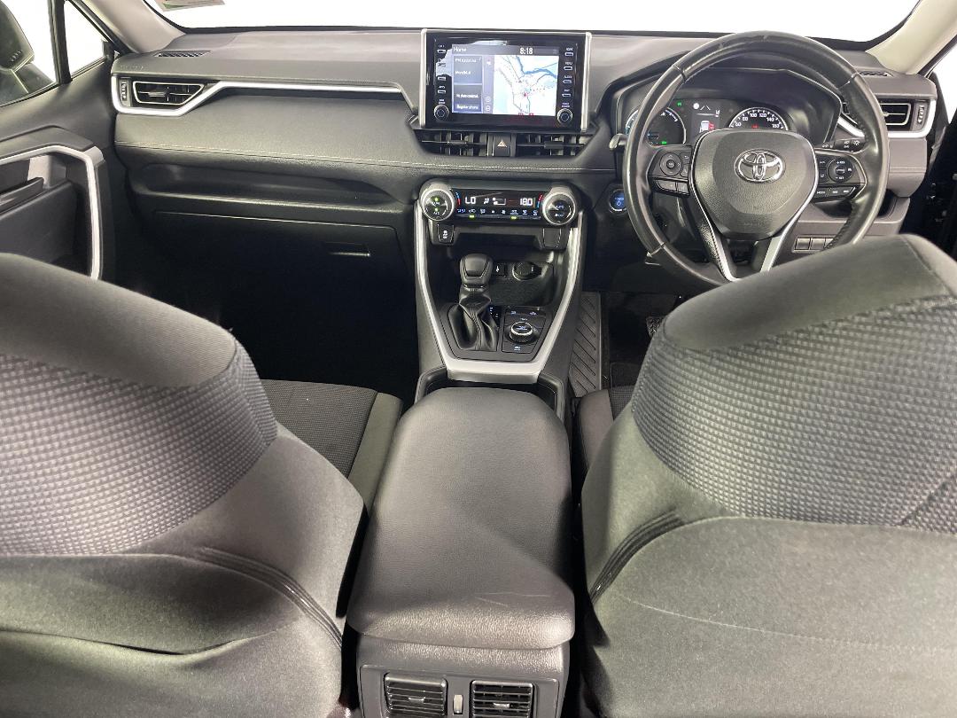 Photo '17' of Toyota Rav4