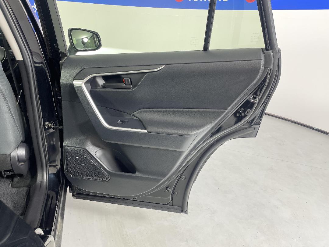 Photo '19' of Toyota Rav4