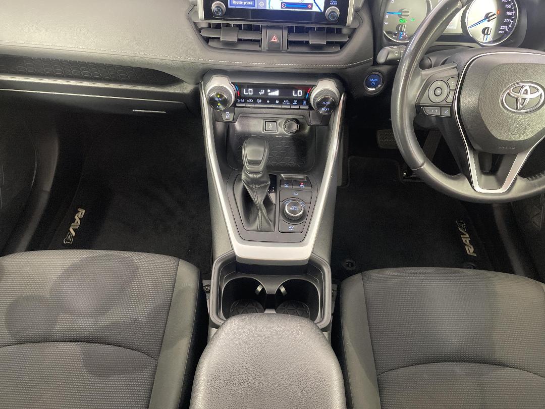 Photo '18' of Toyota Rav4