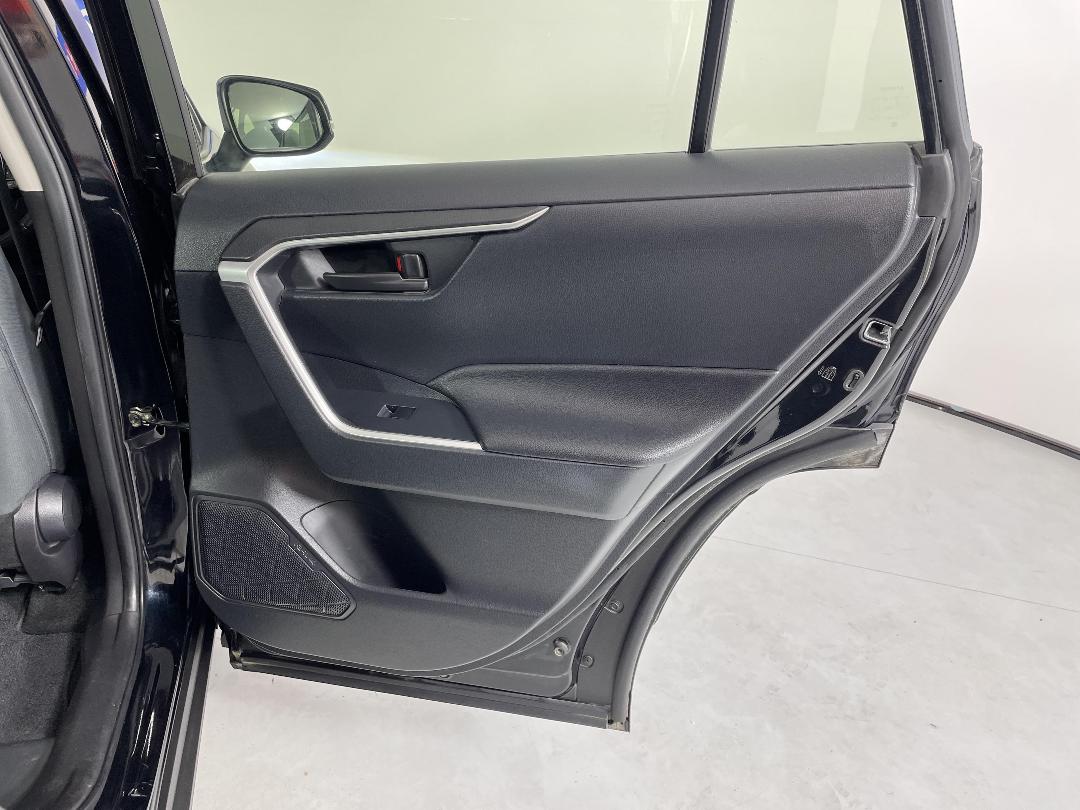 Photo '19' of Toyota Rav4