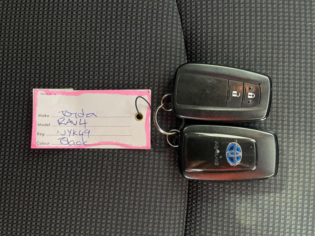 Photo '22' of Toyota Rav4