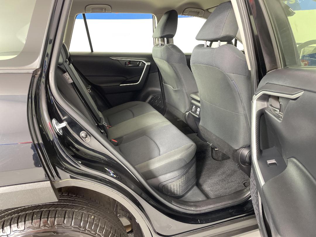 Photo '20' of Toyota Rav4