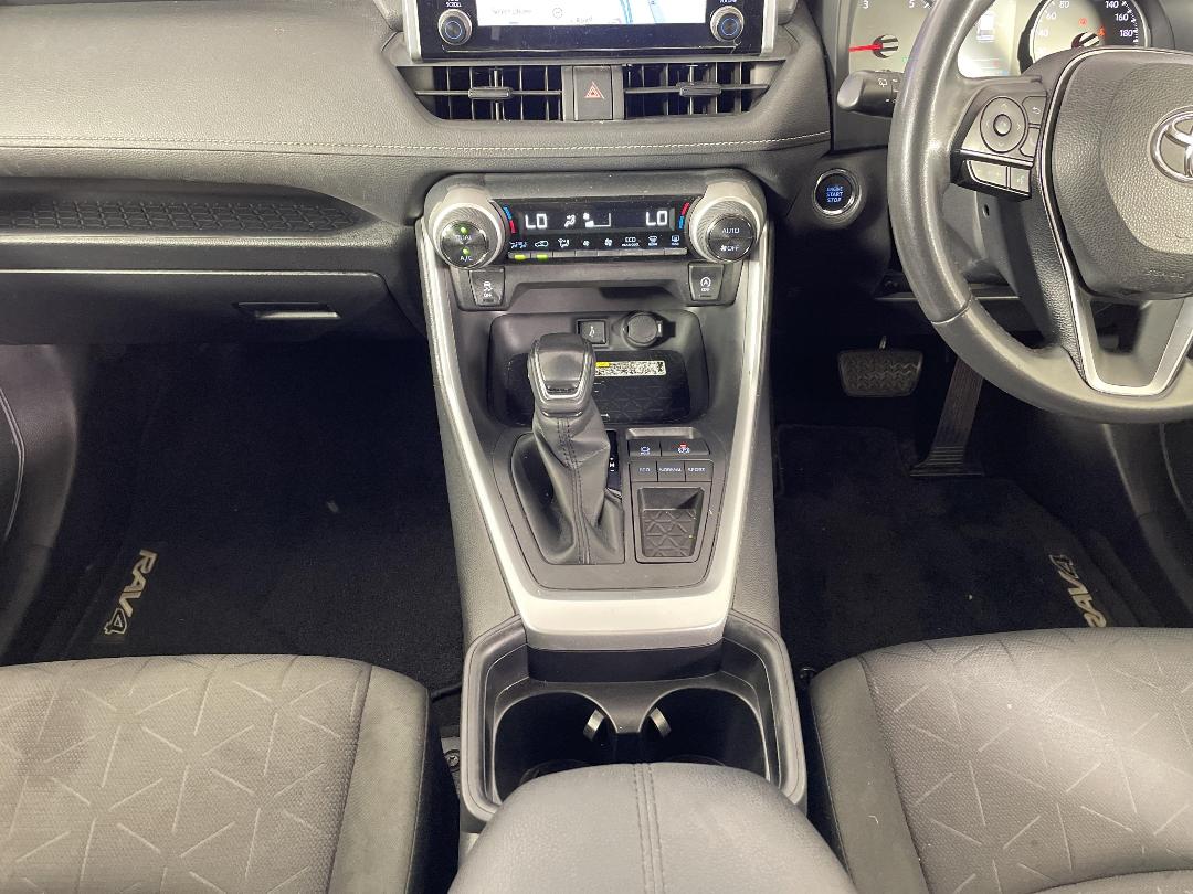 Photo '18' of Toyota Rav4 Photo '18' of Toyota Rav4