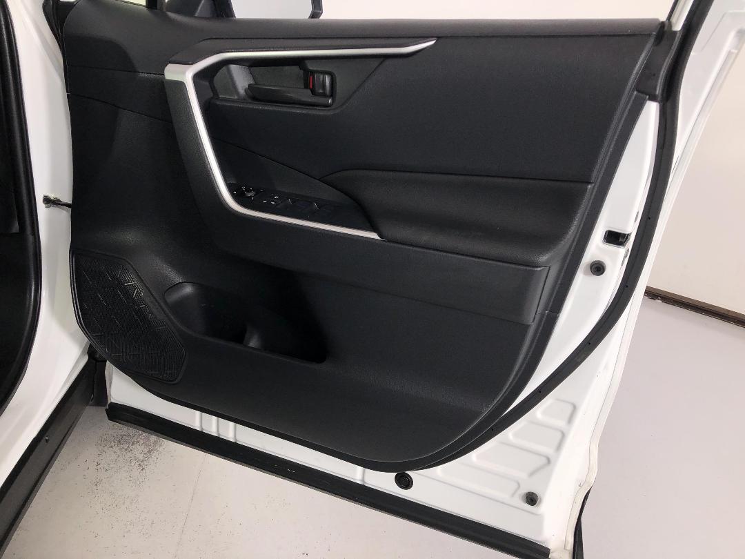 Photo '15' of Toyota Rav4 Photo '15' of Toyota Rav4