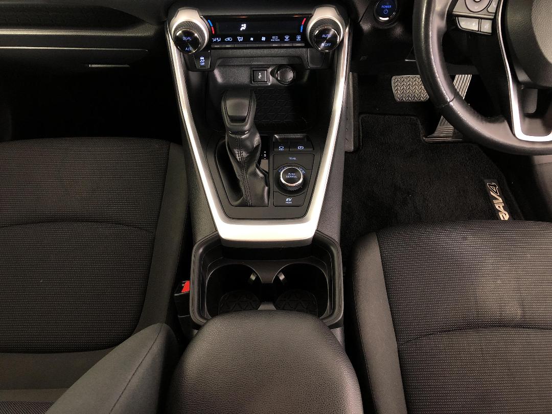 Photo '18' of Toyota Rav4 Photo '18' of Toyota Rav4