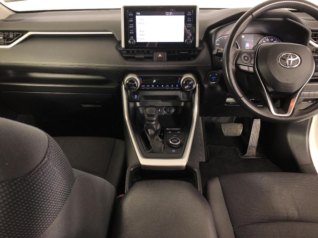 Photo '17' of Toyota Rav4 Photo '17' of Toyota Rav4