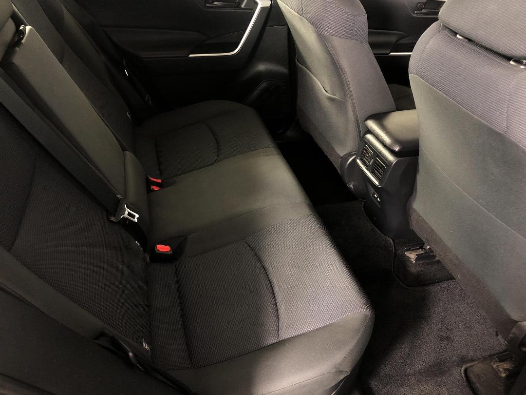 Photo '20' of Toyota Rav4