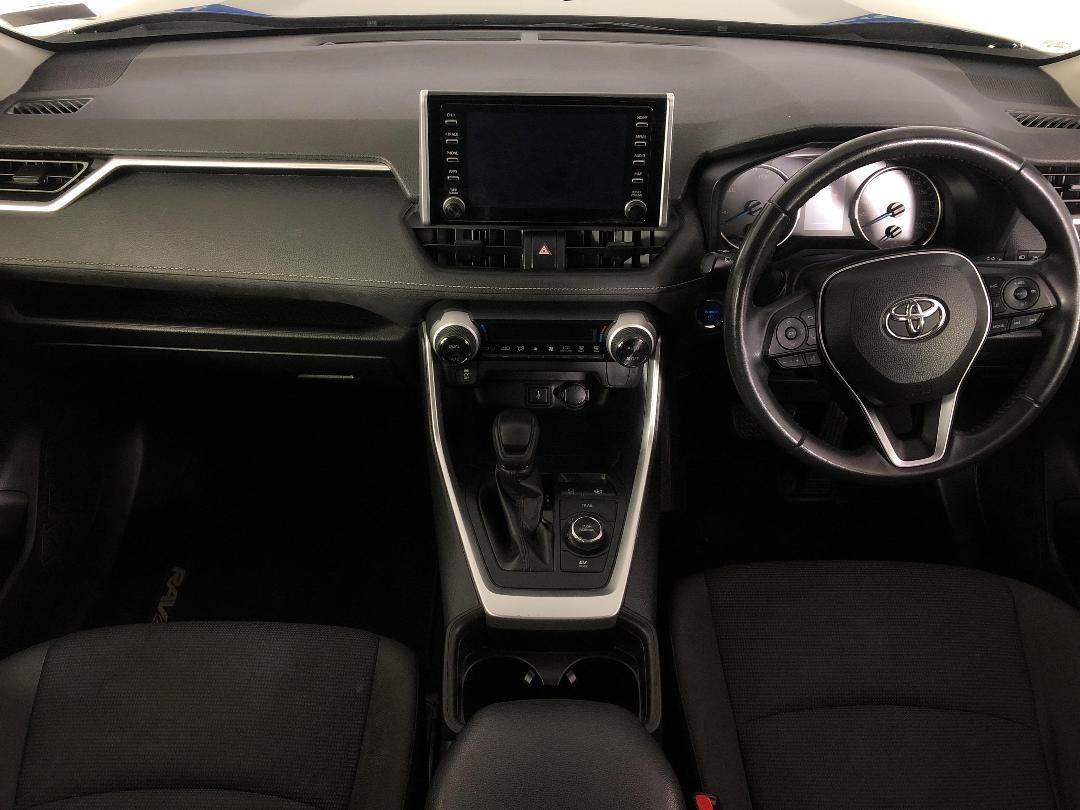 Photo '17' of Toyota Rav4