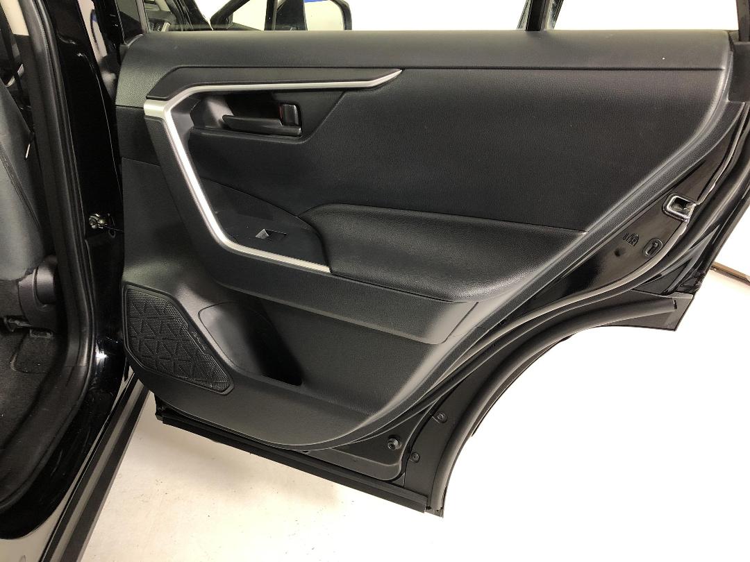 Photo '19' of Toyota Rav4