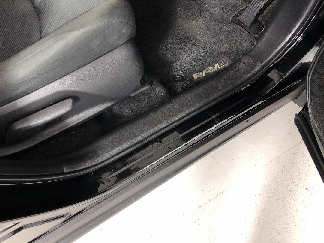 Photo '23' of Toyota Rav4