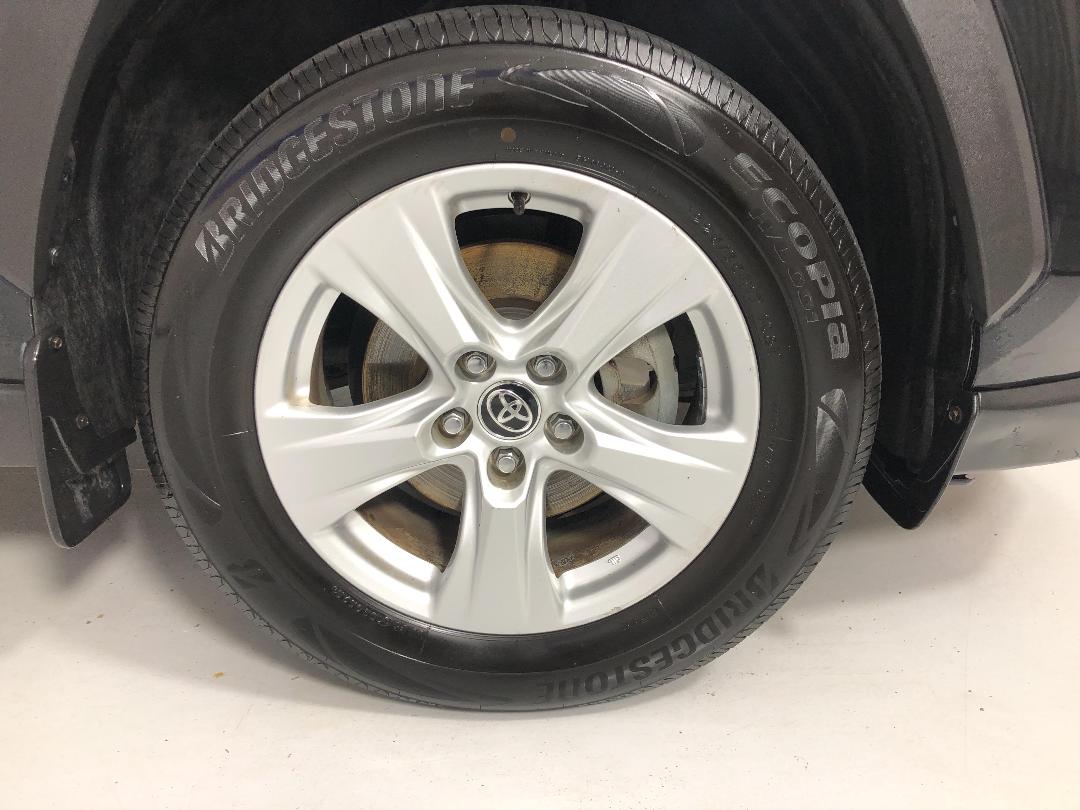 Photo '9' of Toyota Rav4