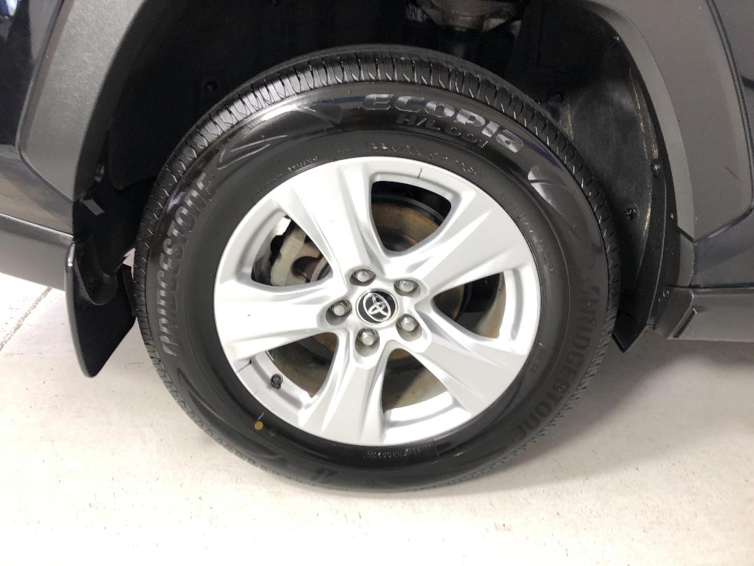 Photo '12' of Toyota Rav4