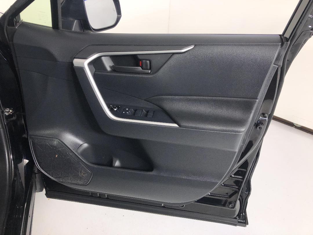 Photo '15' of Toyota Rav4