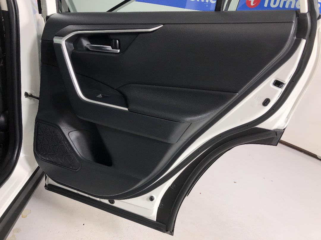 Photo '19' of Toyota Rav4 Photo '19' of Toyota Rav4