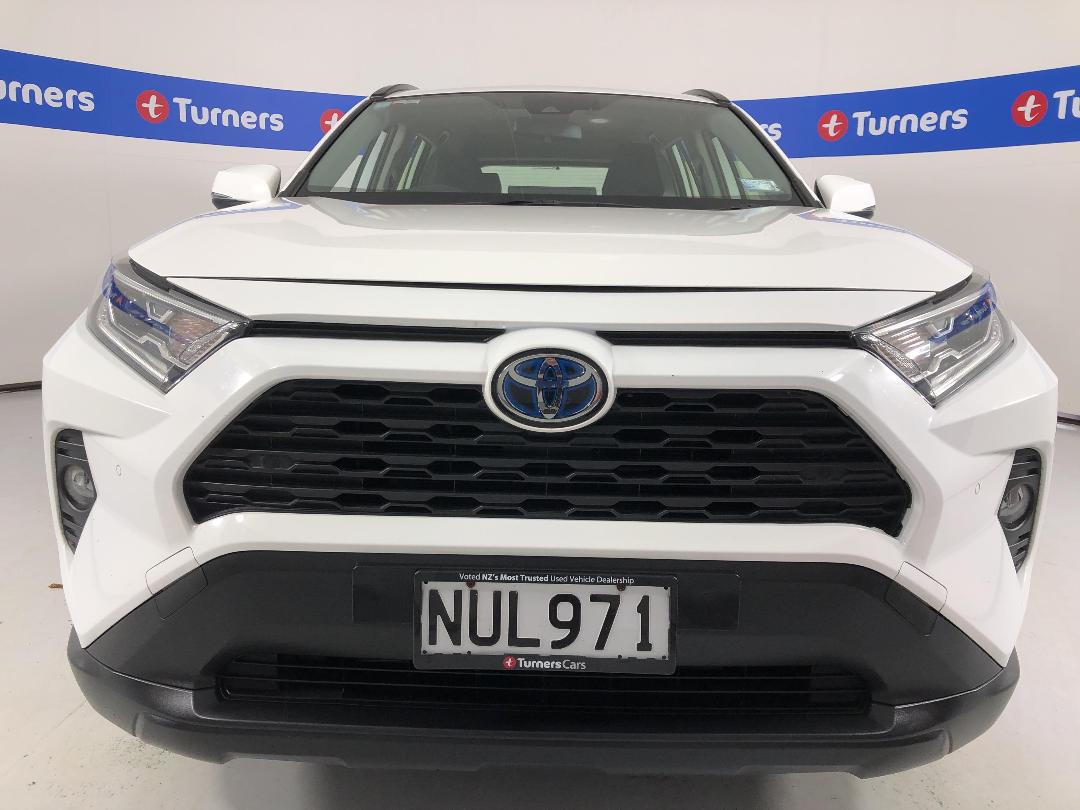 Photo '2' of Toyota Rav4