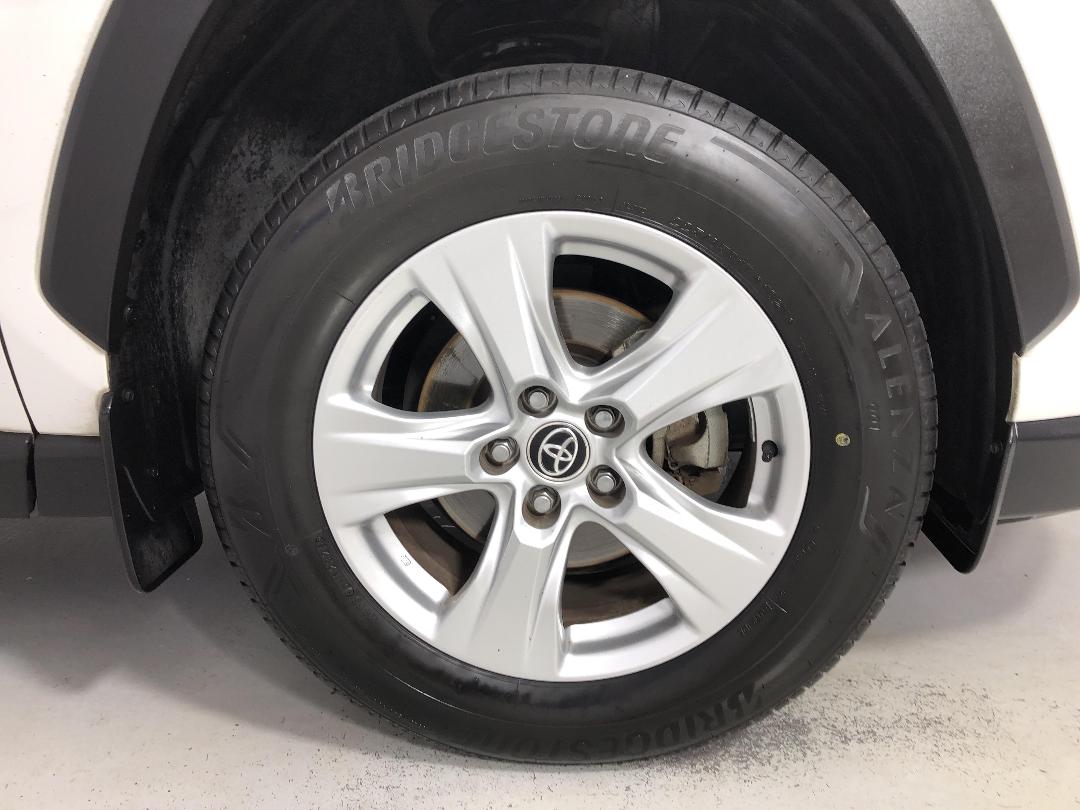 Photo '9' of Toyota Rav4