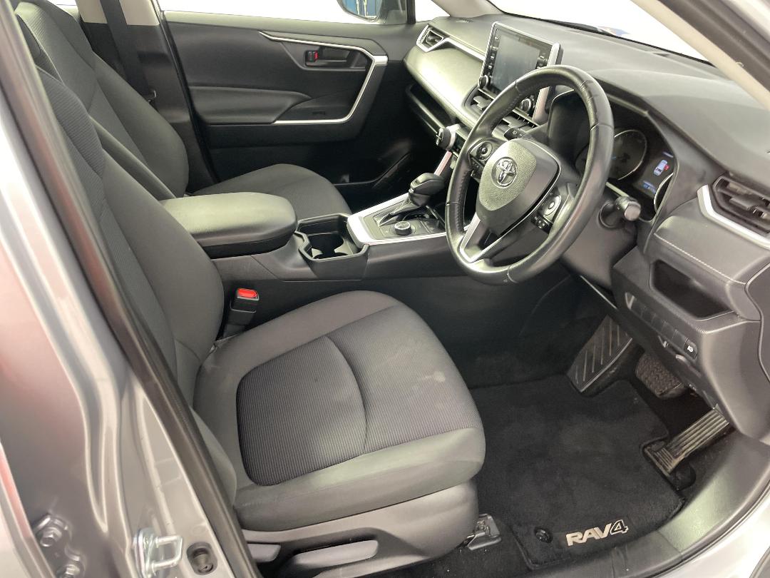 Photo '16' of Toyota Rav4 Photo '16' of Toyota Rav4