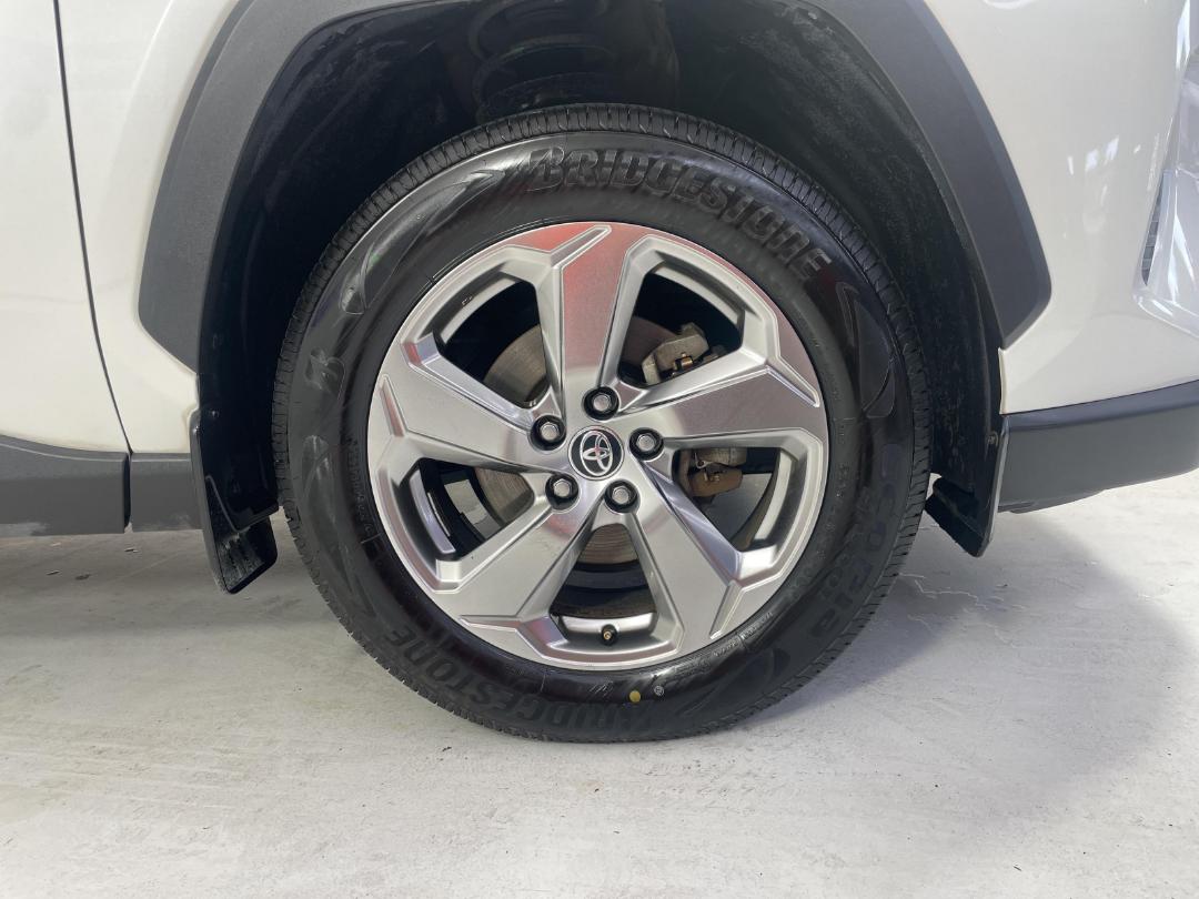 Photo '9' of Toyota Rav4