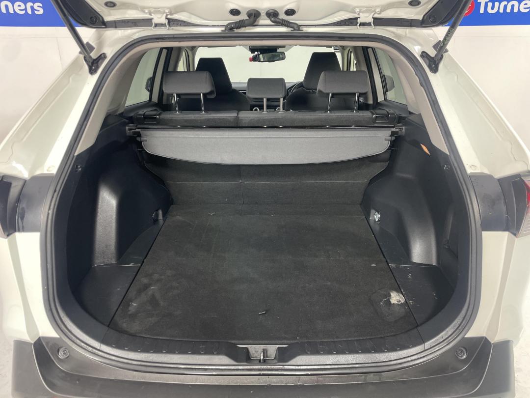 Photo '14' of Toyota Rav4