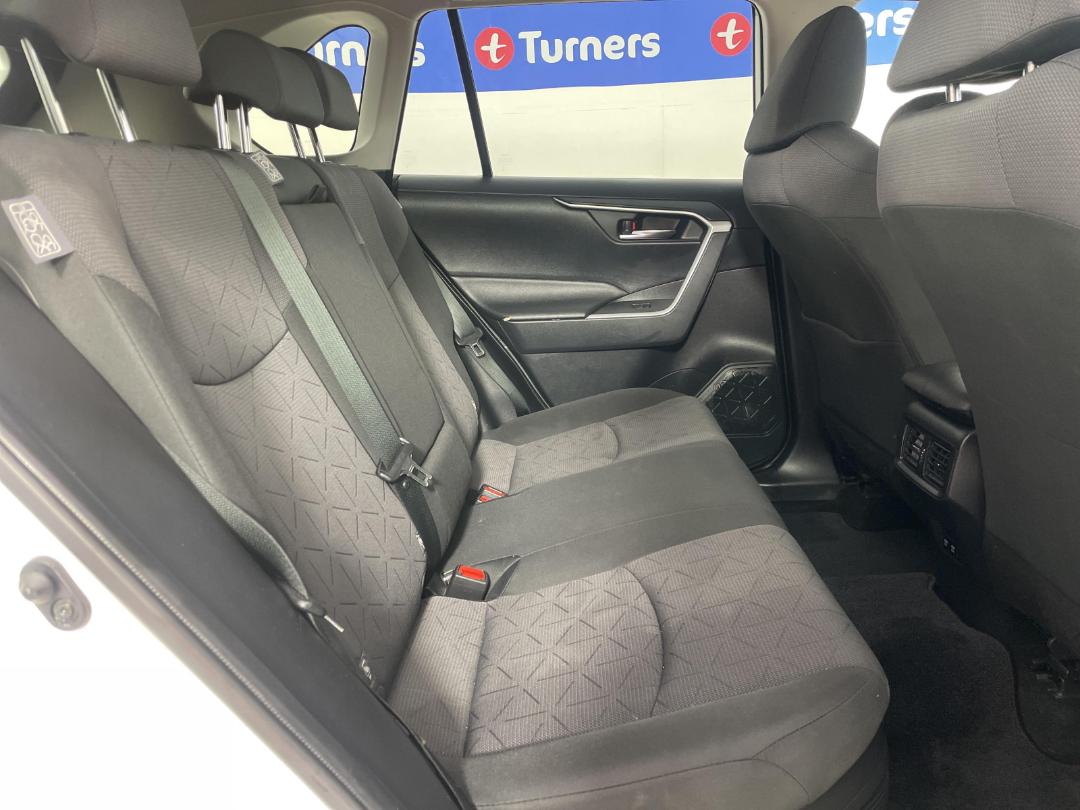 Photo '20' of Toyota Rav4