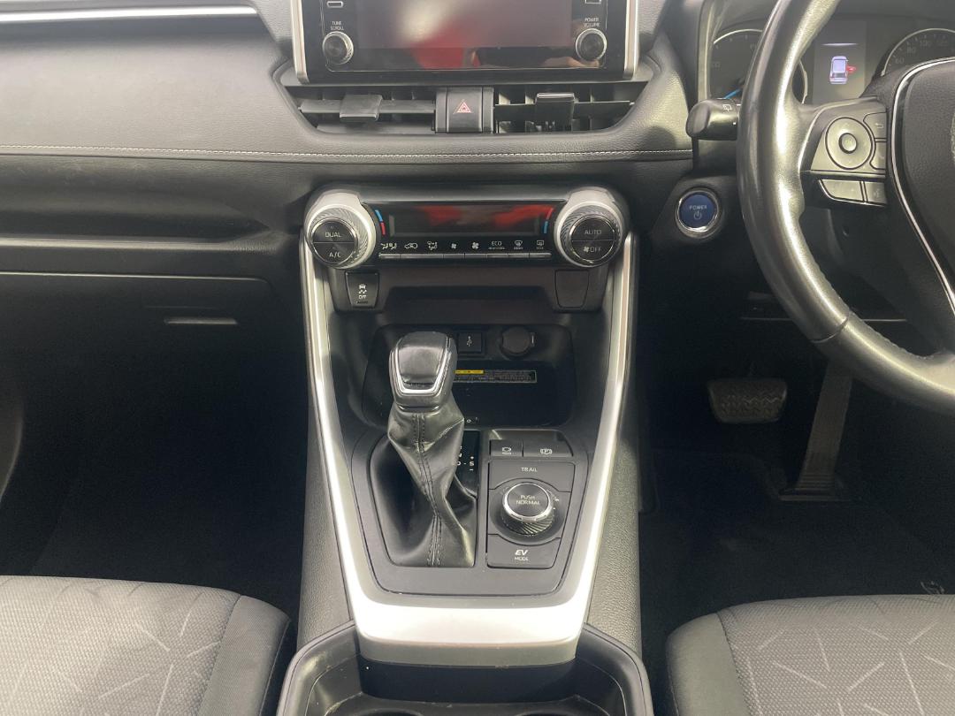 Photo '18' of Toyota Rav4