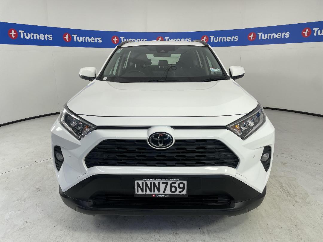 Photo '2' of Toyota Rav4