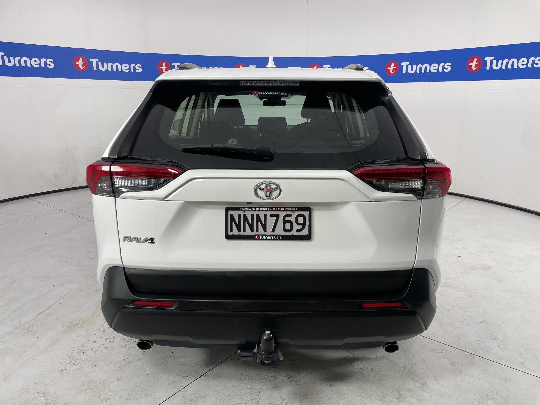 Photo '6' of Toyota Rav4