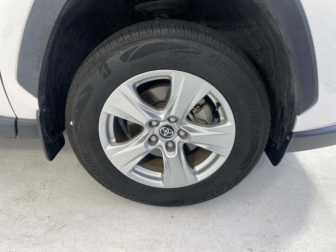 Photo '9' of Toyota Rav4