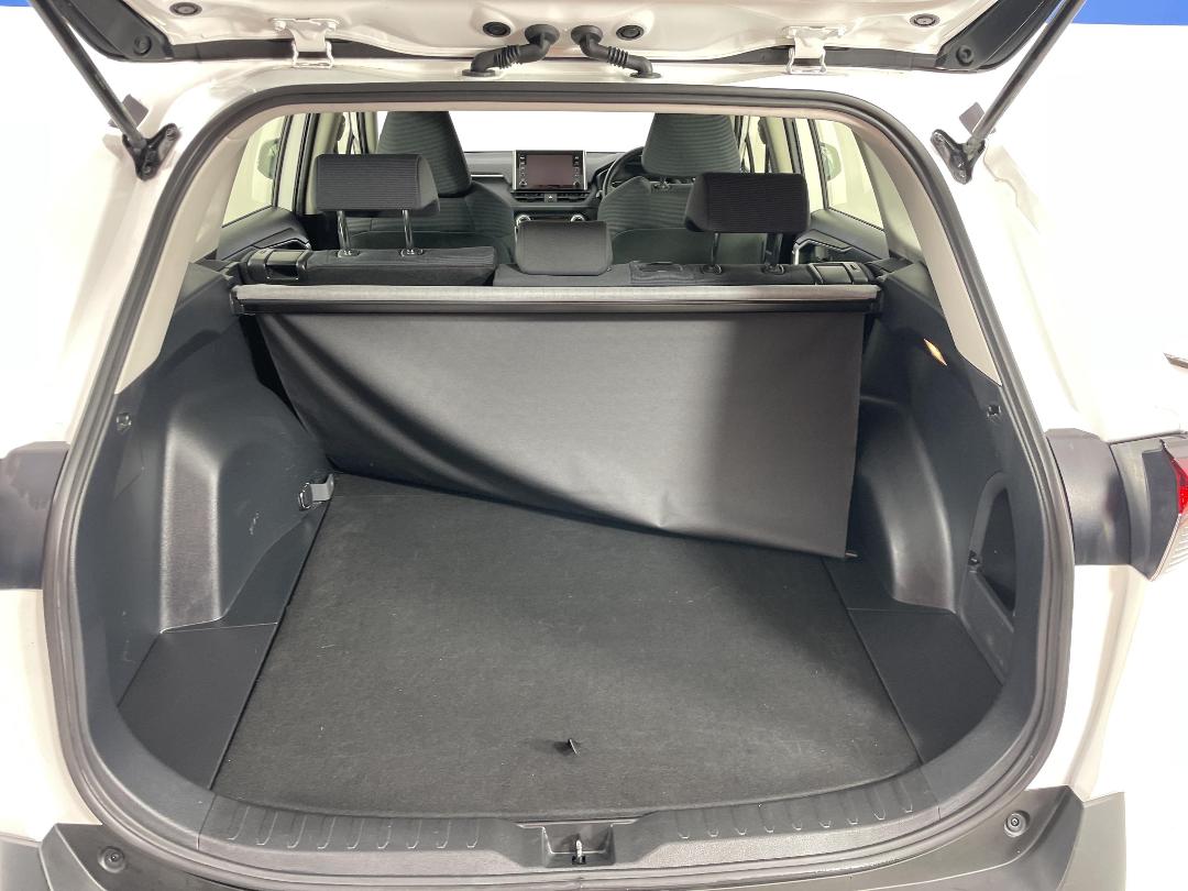 Photo '14' of Toyota Rav4