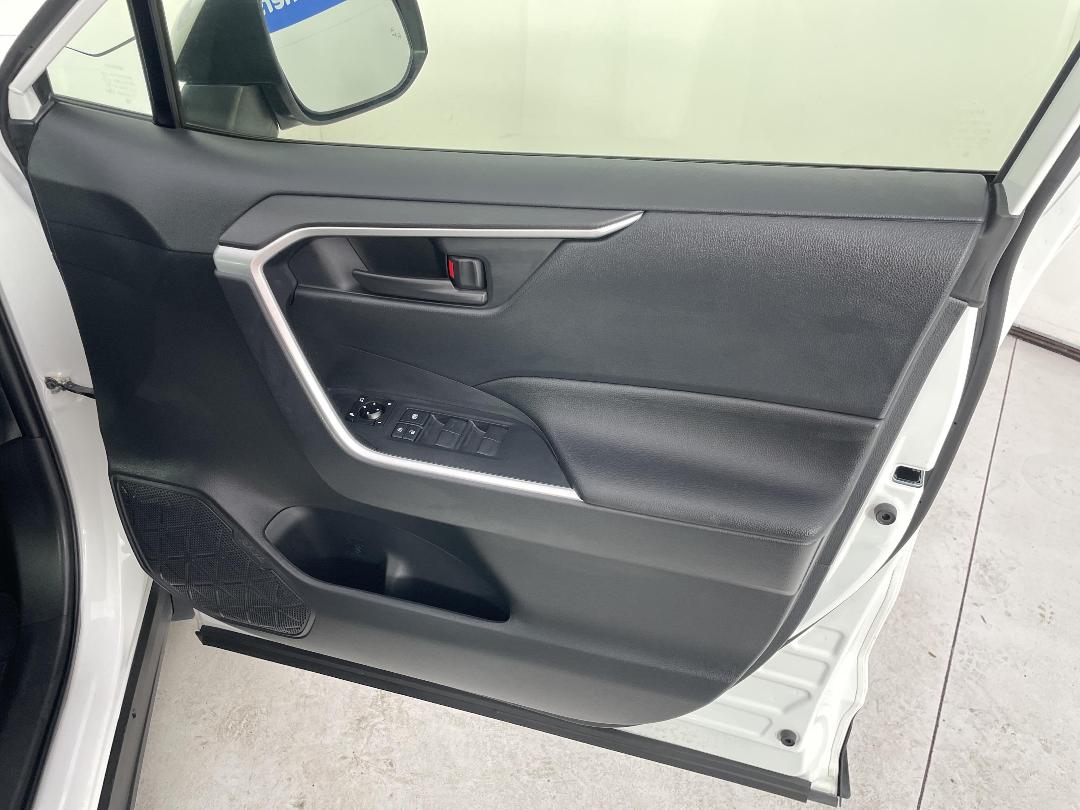 Photo '15' of Toyota Rav4