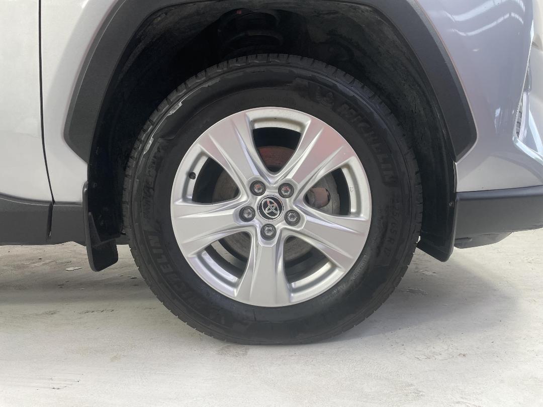 Photo '9' of Toyota Rav4