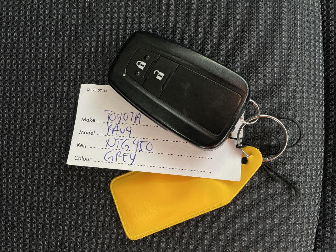 Photo '22' of Toyota Rav4