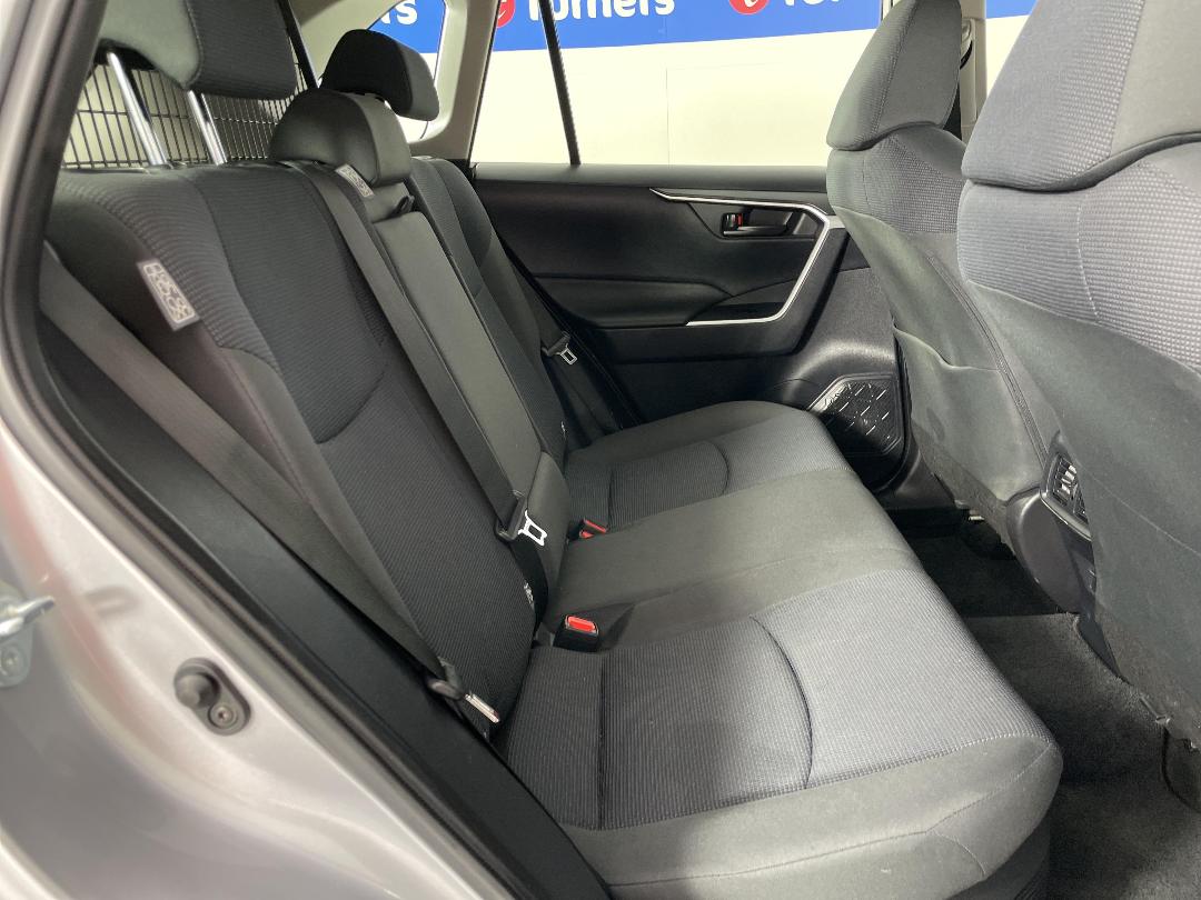 Photo '20' of Toyota Rav4