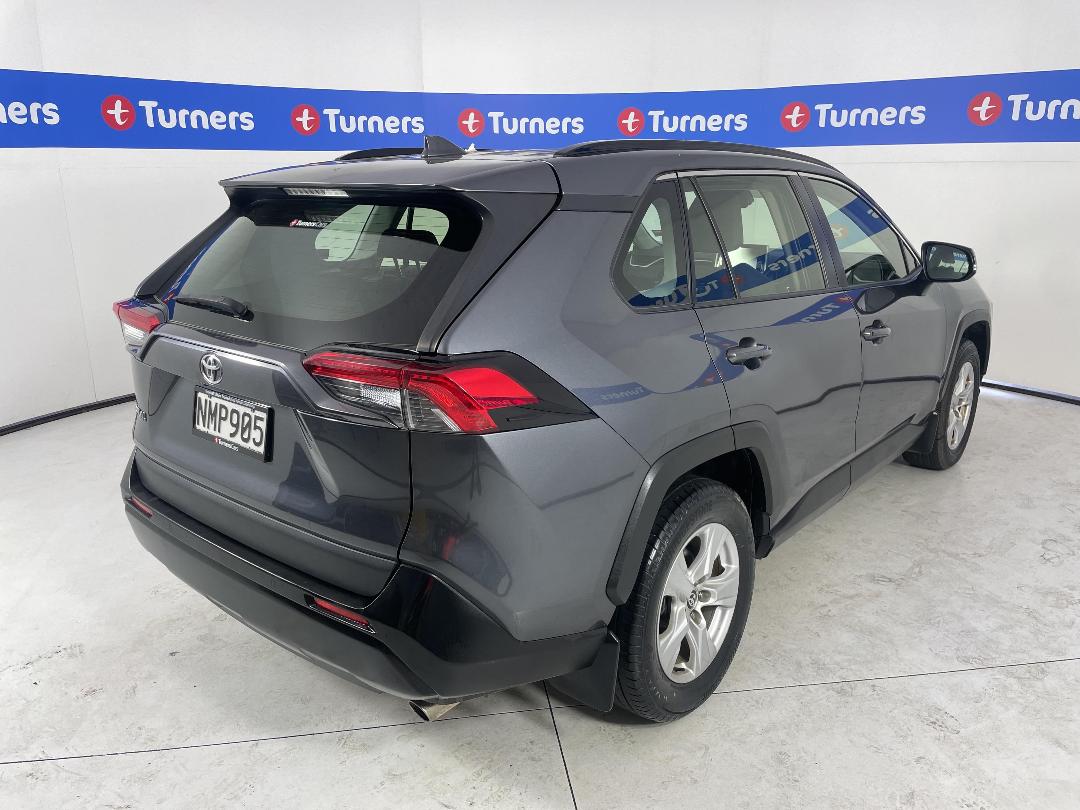 Photo '7' of Toyota Rav4