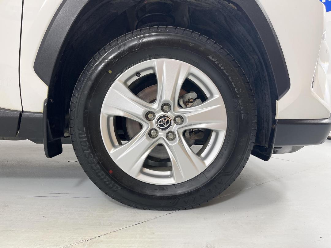 Photo '9' of Toyota Rav4