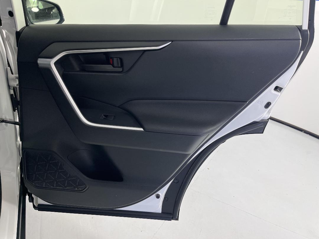 Photo '19' of Toyota Rav4