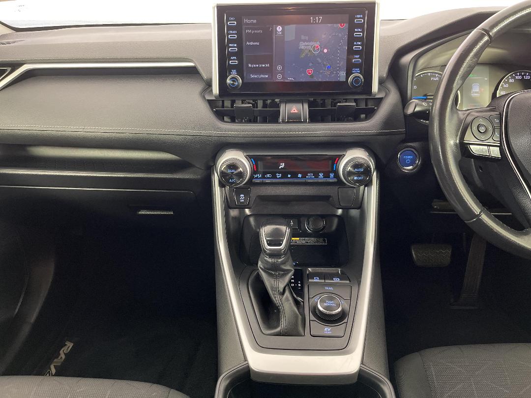 Photo '18' of Toyota Rav4