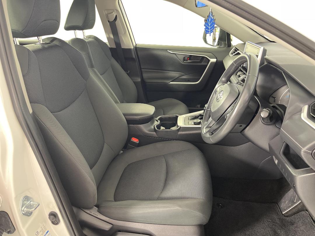 Photo '16' of Toyota Rav4 Photo '16' of Toyota Rav4