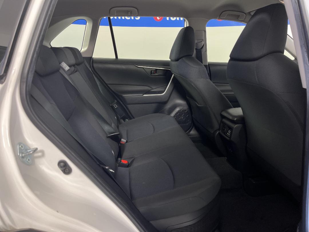 Photo '20' of Toyota Rav4