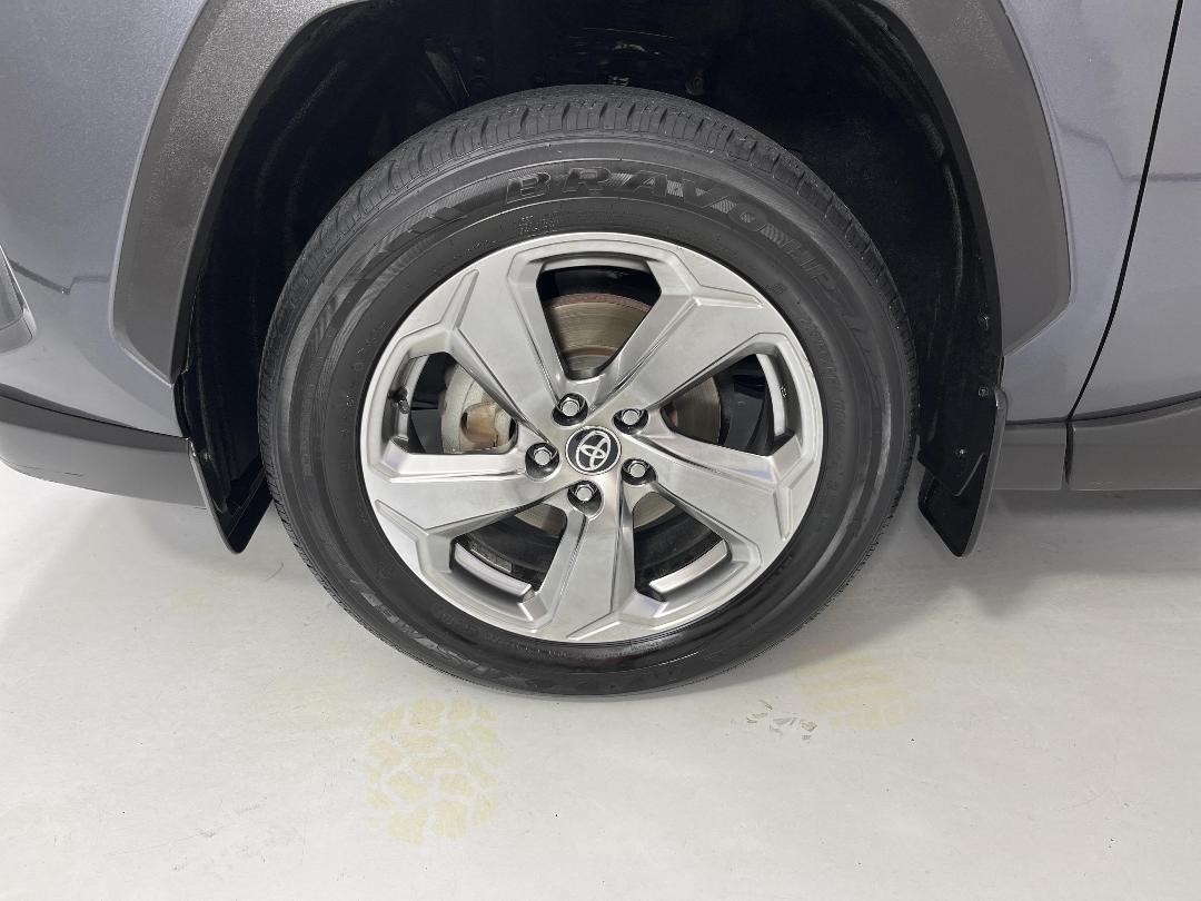 Photo '10' of Toyota Rav4